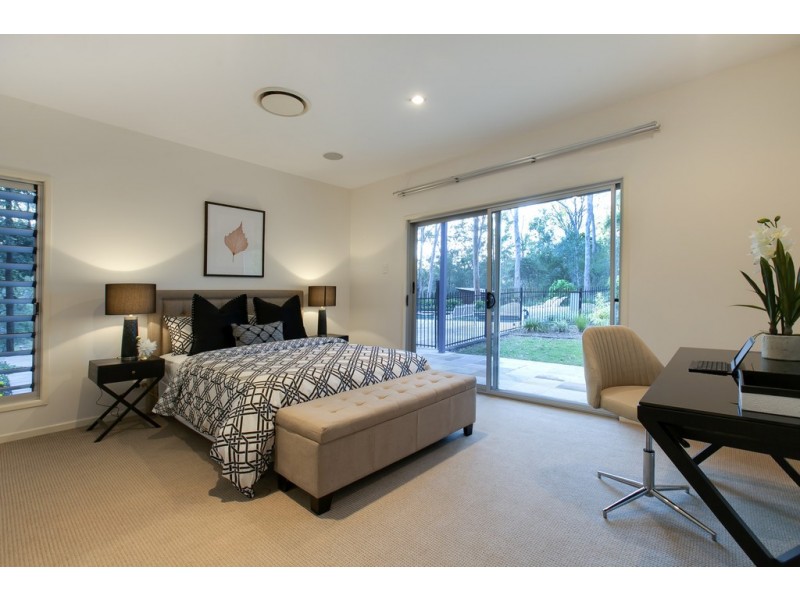 73 Neville Road, Bridgeman Downs QLD 4035