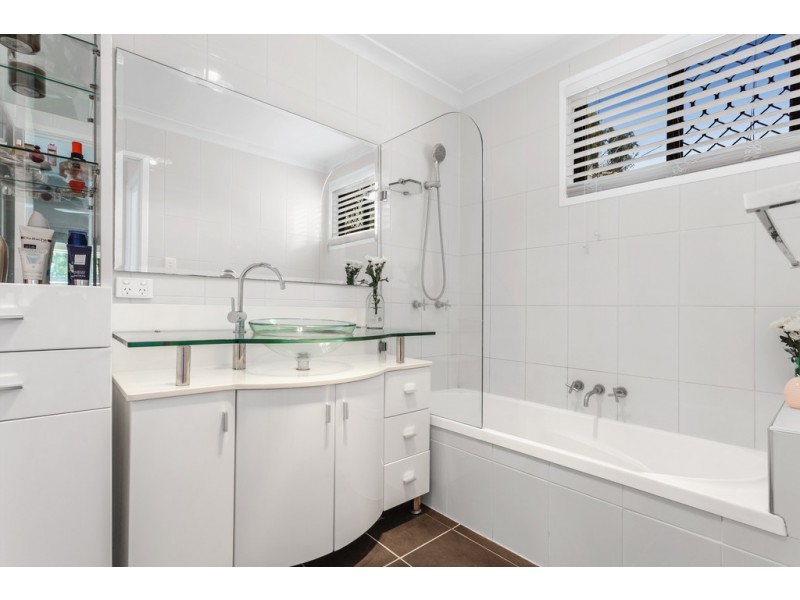 52 Gilford Crescent, Albany Creek QLD 4035