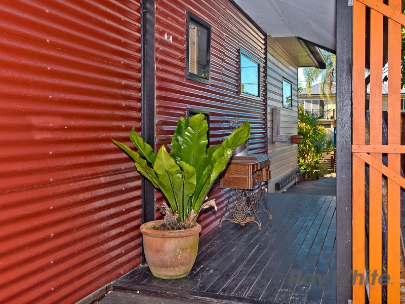 84 Gold Street, Banyo QLD 4014