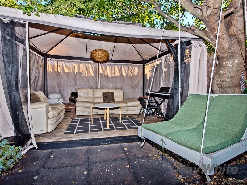 84 Gold Street, Banyo QLD 4014