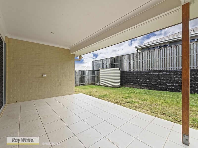 33 Beerwah Parade, Kallangur QLD 4503
