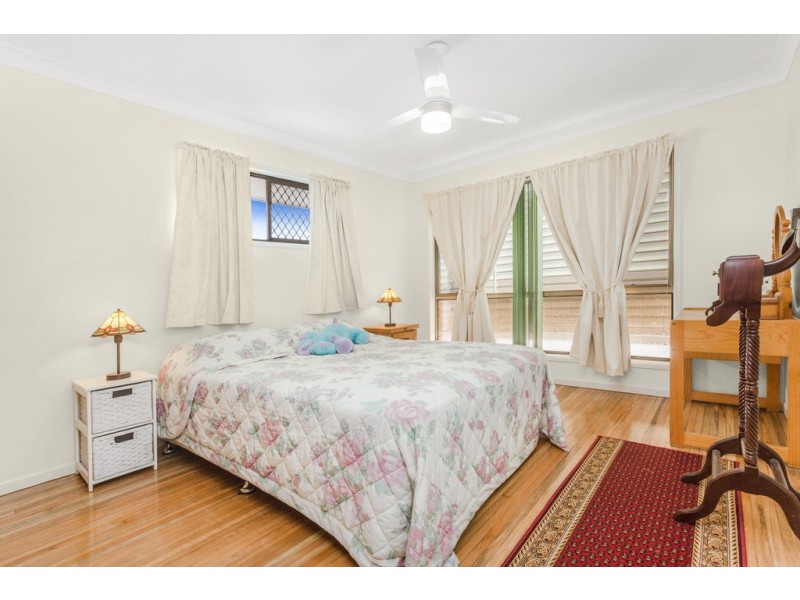 8 Sylvan Court, Kallangur QLD 4503