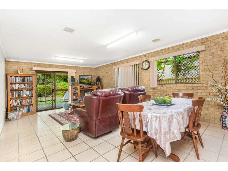 8 Sylvan Court, Kallangur QLD 4503