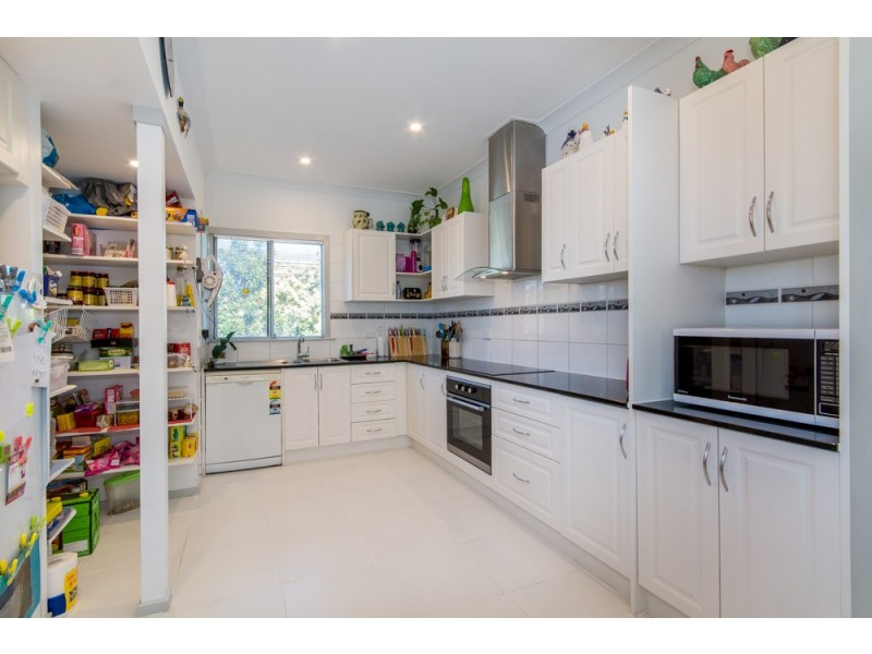 90 Crowley Street, Zillmere QLD 4034