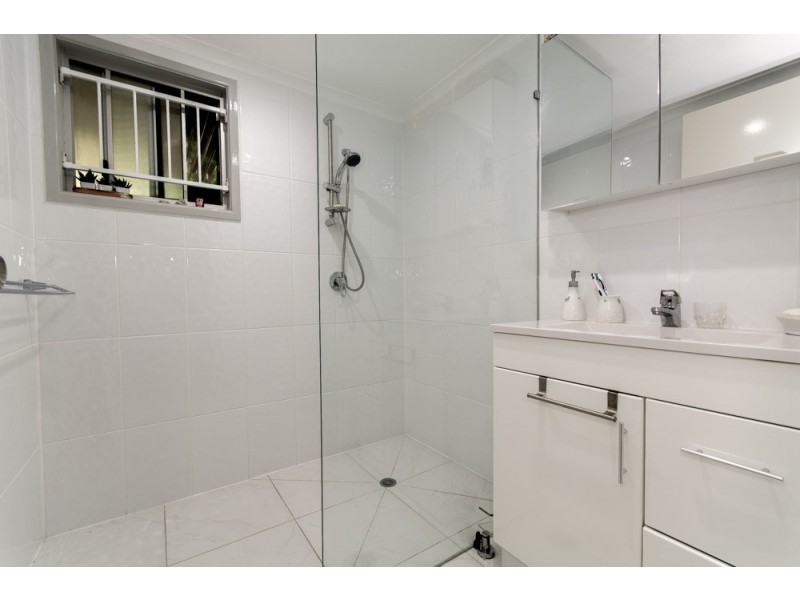 90 Crowley Street, Zillmere QLD 4034