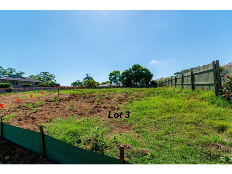 24A Myrtle Crescent, Bridgeman Downs QLD 4035