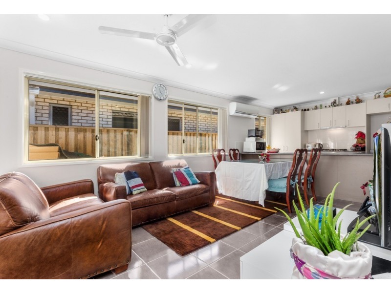 26 Watarrka Avenue, Fitzgibbon QLD 4018