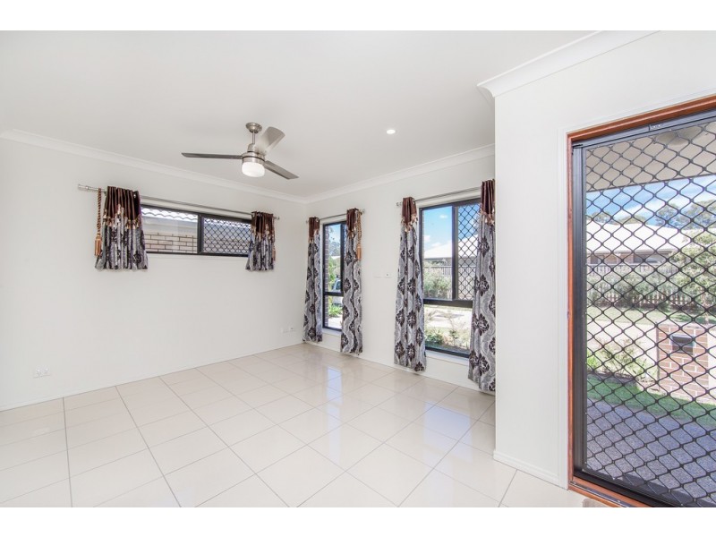 4 Nungatta Circuit, Fitzgibbon QLD 4018