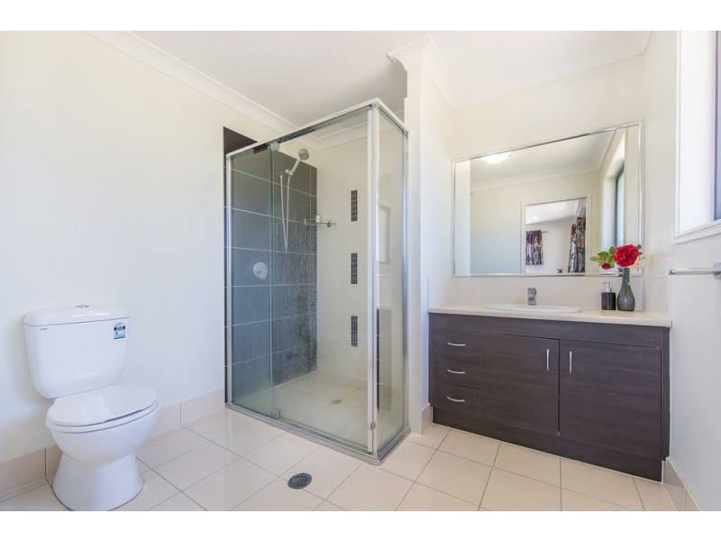 4 Nungatta Circuit, Fitzgibbon QLD 4018