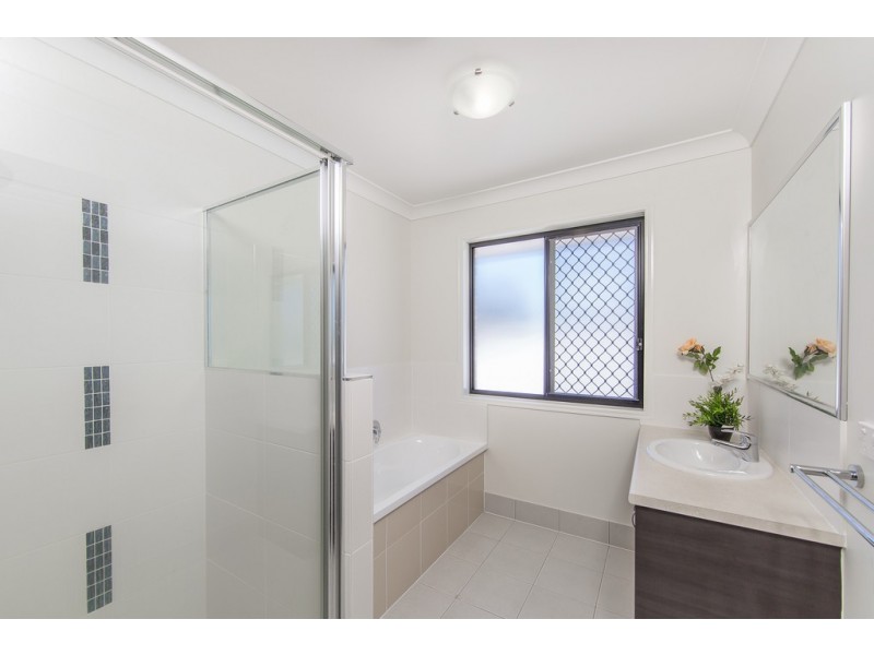 4 Nungatta Circuit, Fitzgibbon QLD 4018