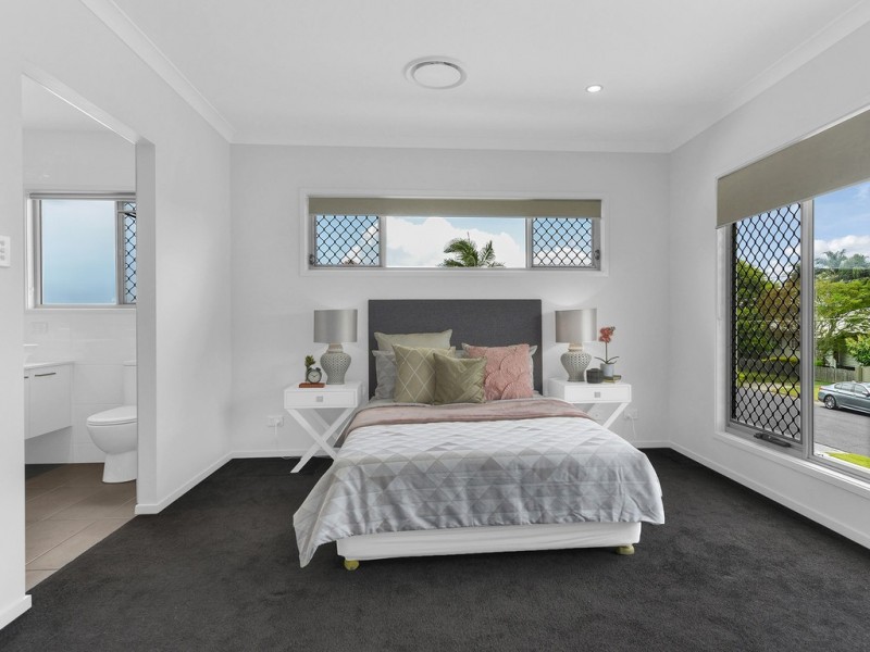 40 Larwill Avenue, Northgate QLD 4013