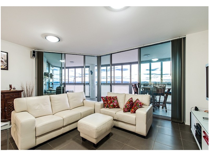 201/14 Oxley Avenue, Woody Point QLD 4019