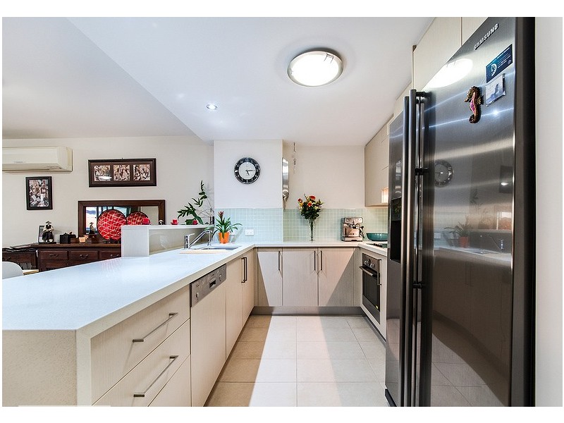 201/14 Oxley Avenue, Woody Point QLD 4019
