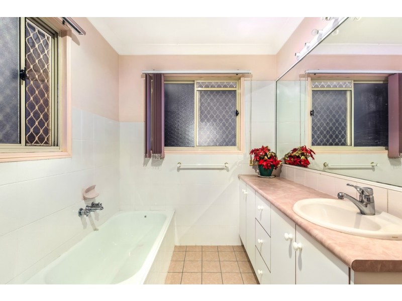 1 Lebelle Place, Carseldine QLD 4034