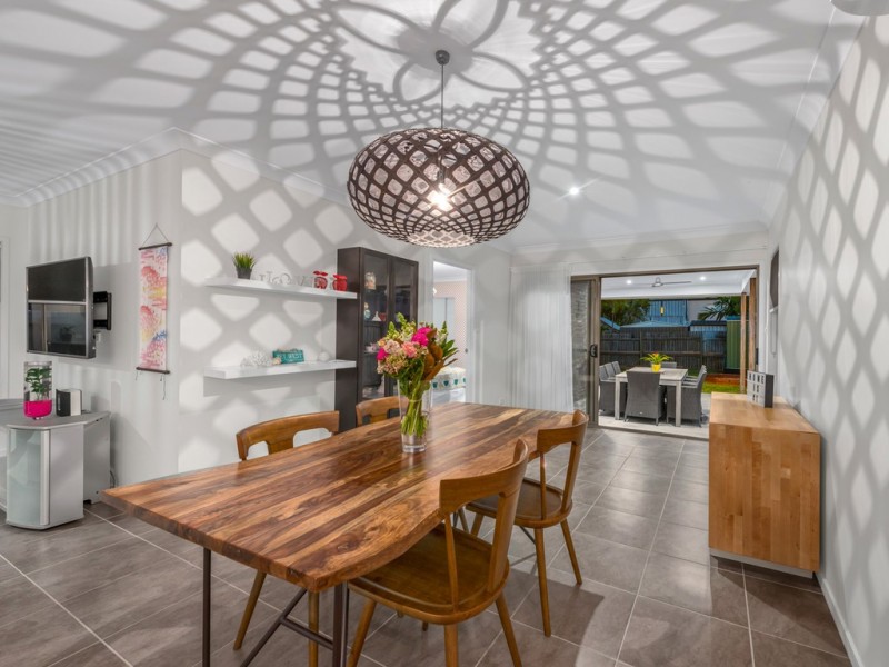 17A Larwill Avenue, Northgate QLD 4013