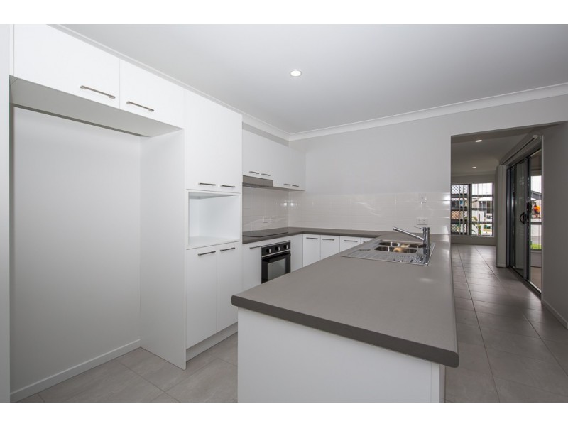 81 Jones Street, Rothwell QLD 4022