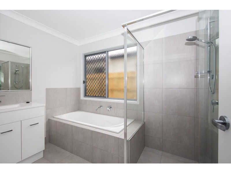 81 Jones Street, Rothwell QLD 4022