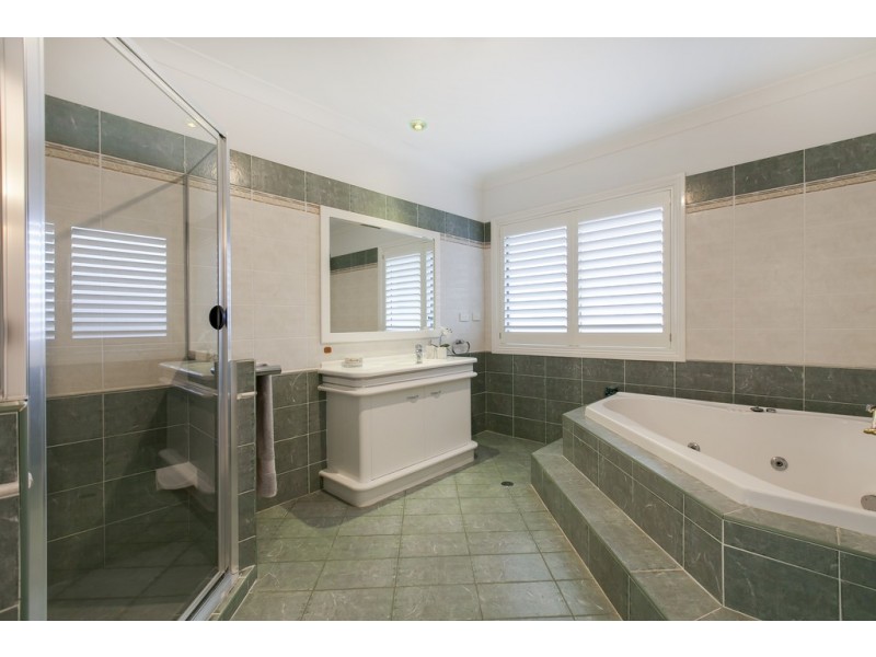 20 Roebig Street, Aspley QLD 4034