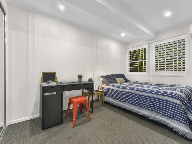 15A Jeffcott Street, Wavell Heights QLD 4012