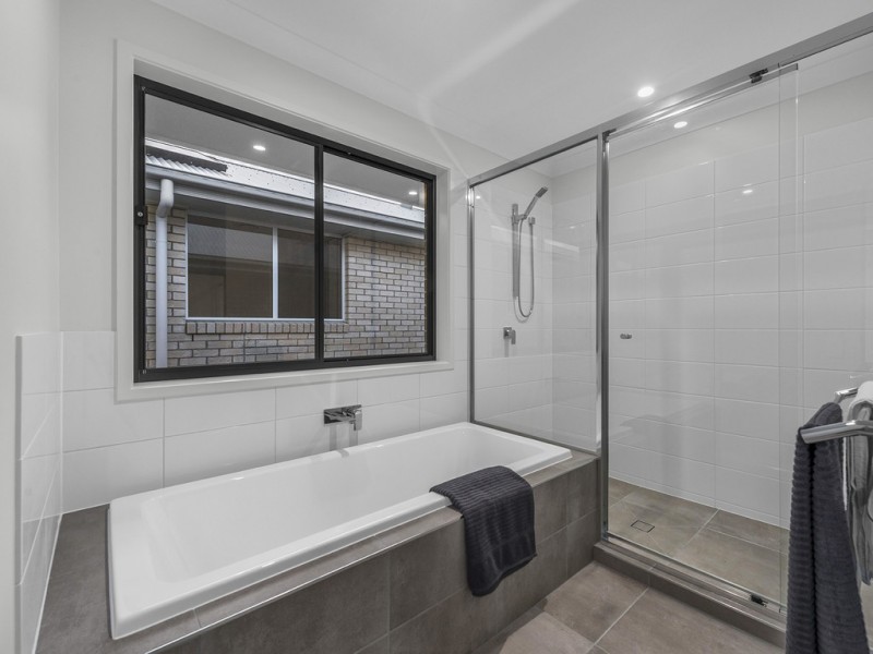 18 Junior Terrace, Northgate QLD 4013