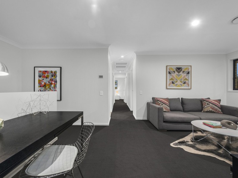 18 Junior Terrace, Northgate QLD 4013