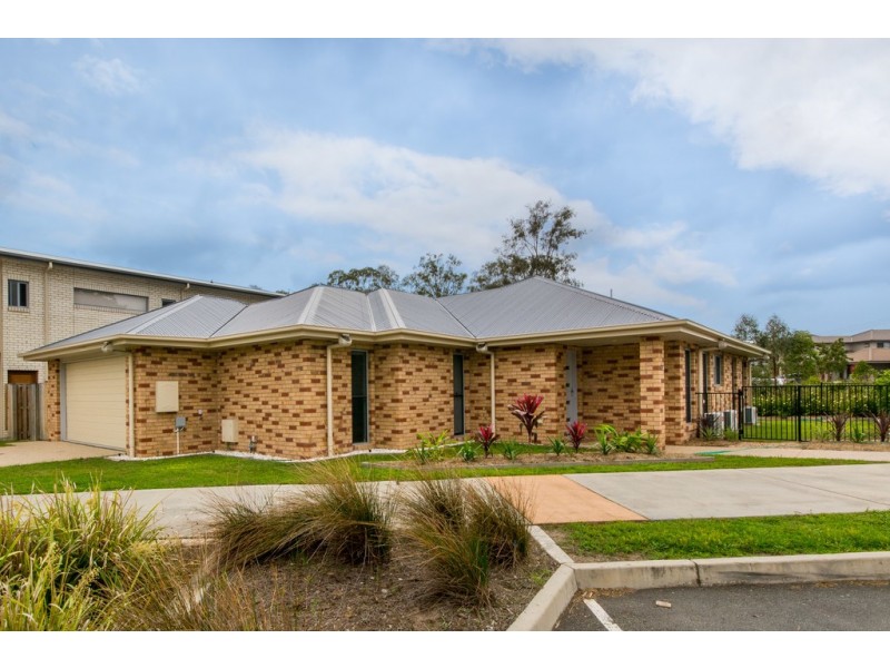 77 Mount Kaputar Way, Fitzgibbon QLD 4018