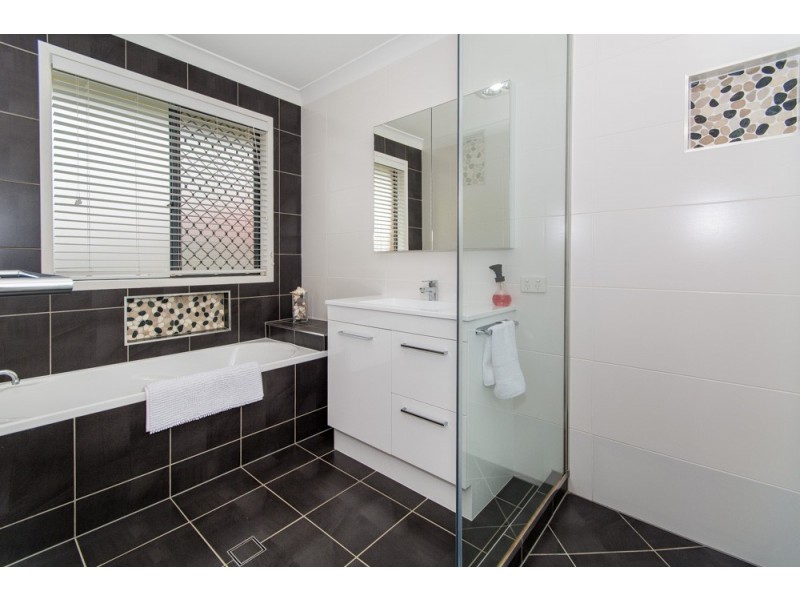 15 Brampton Place, Taigum QLD 4018