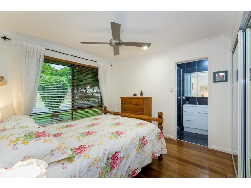 15 Brampton Place, Taigum QLD 4018