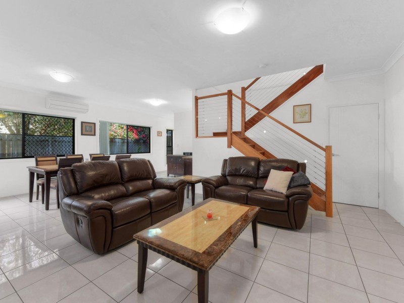 2/64 Georgina Street, Woody Point QLD 4019