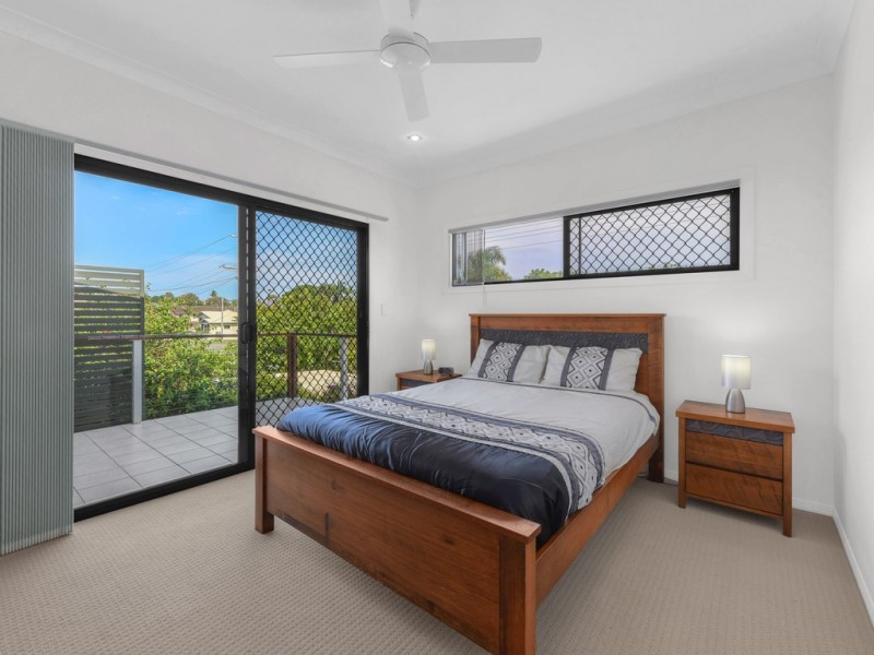 2/64 Georgina Street, Woody Point QLD 4019