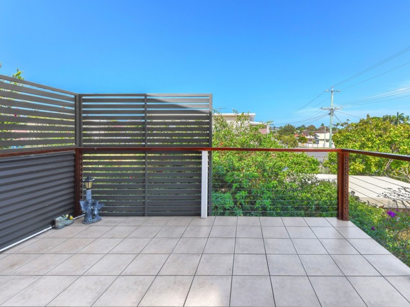 2/64 Georgina Street, Woody Point QLD 4019