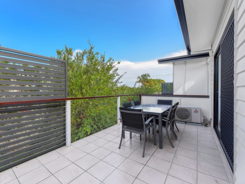2/64 Georgina Street, Woody Point QLD 4019