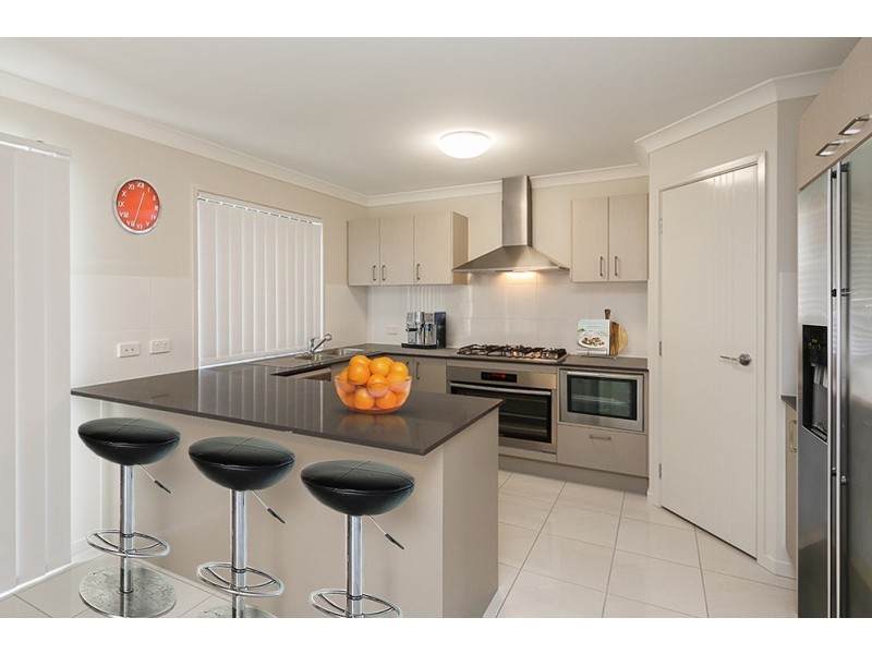 22 Myrtle Crescent, Bridgeman Downs QLD 4035