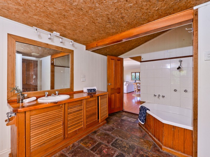 1193 Gympie Road, Aspley QLD 4034