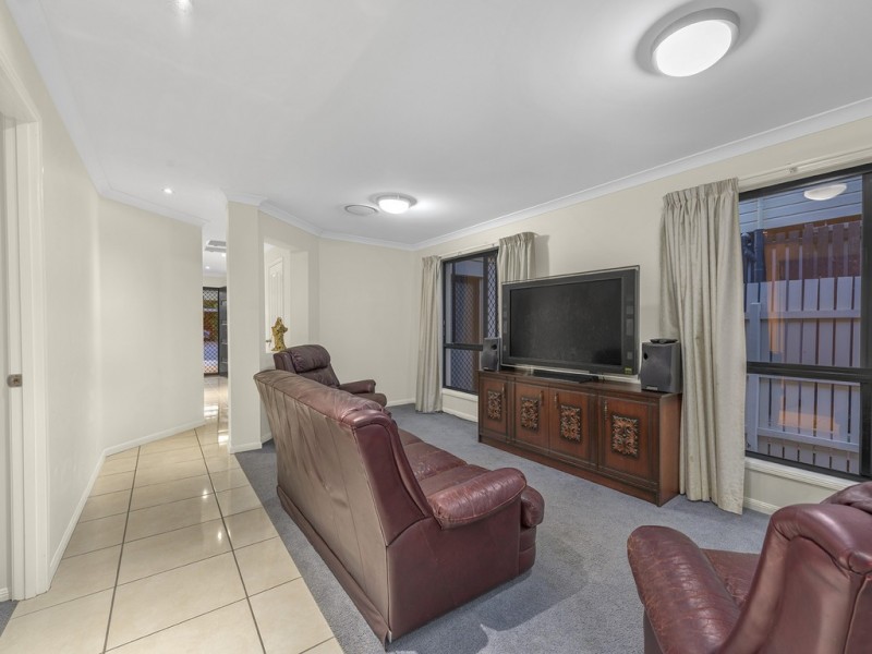 20 Emily Street, Deagon QLD 4017