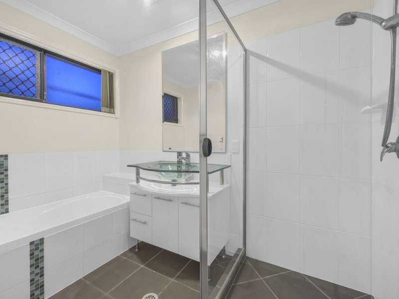 20 Emily Street, Deagon QLD 4017