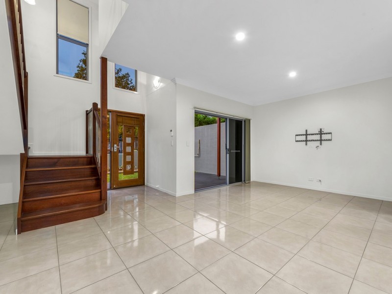 49 Almond Street, Northgate QLD 4013