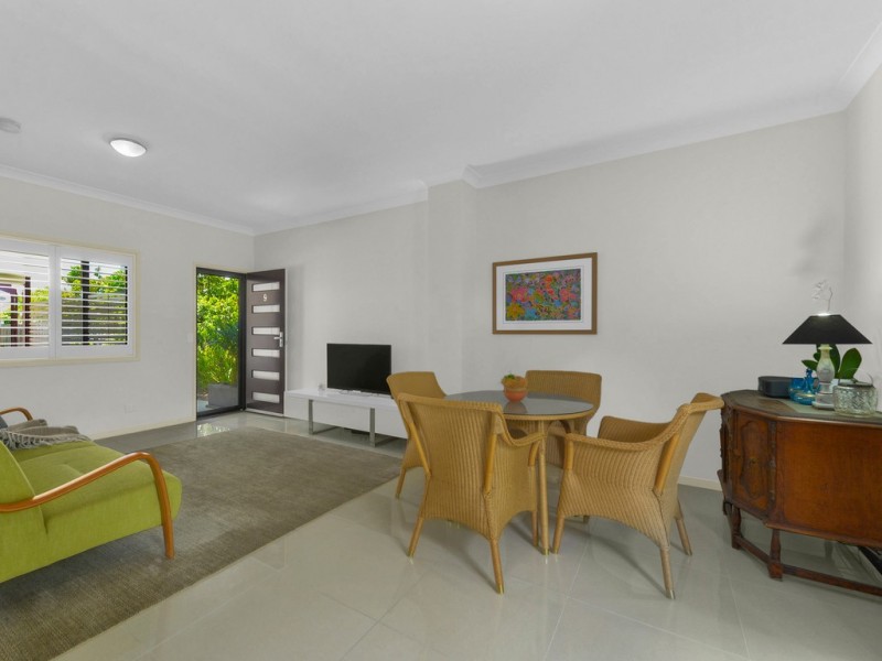 9/145 Northcote Street, Brighton QLD 4017