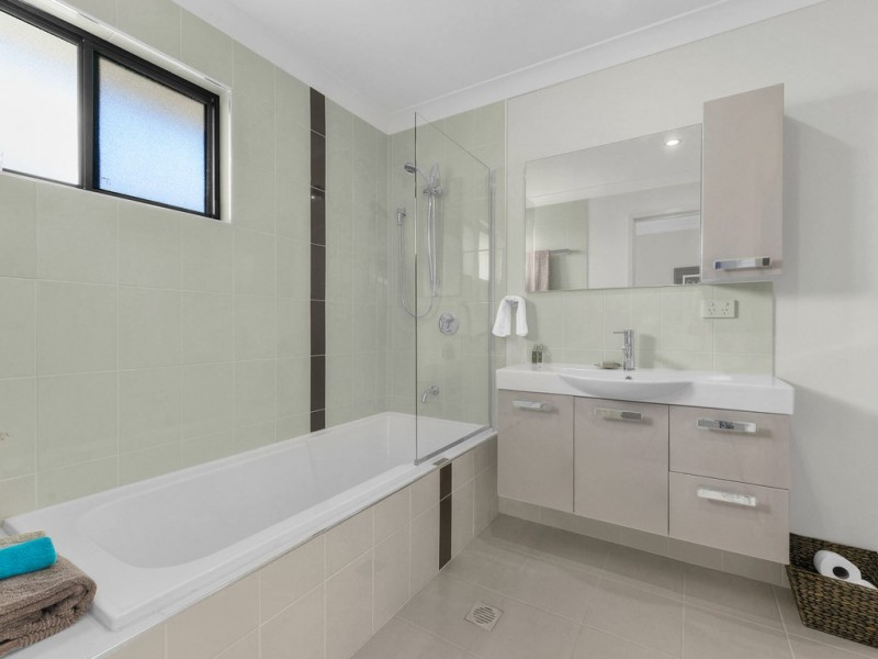 9/145 Northcote Street, Brighton QLD 4017