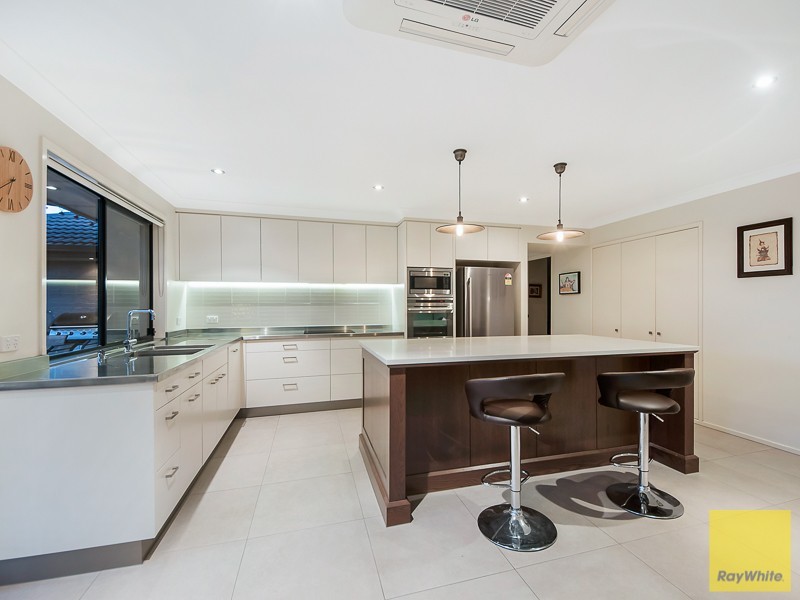 5 Protea Place, Bridgeman Downs QLD 4035