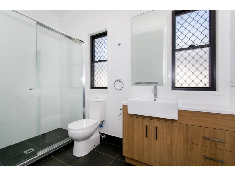 1/247 Aberdeen Parade, Boondall QLD 4034