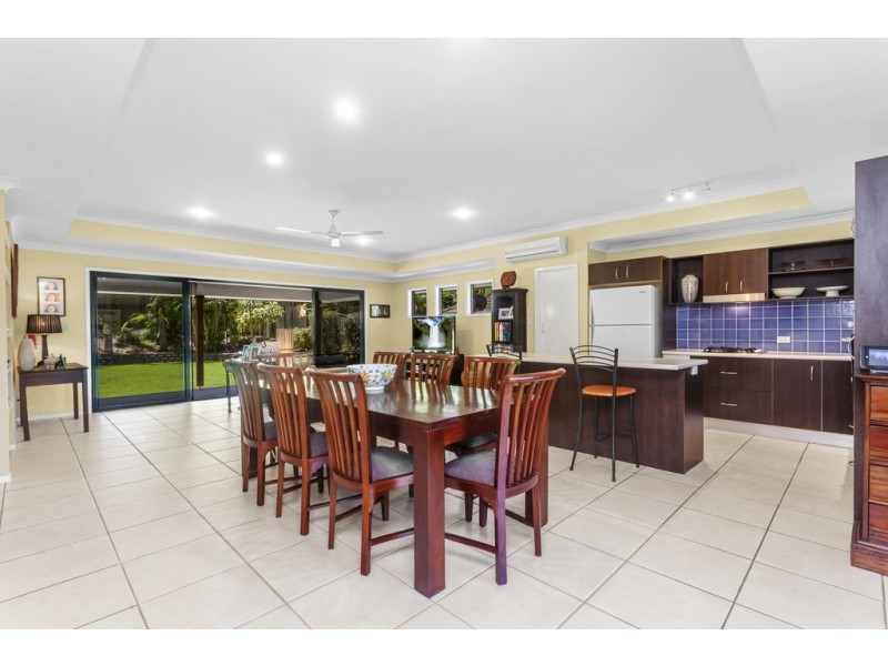 2 Olympic Court, Albany Creek QLD 4035