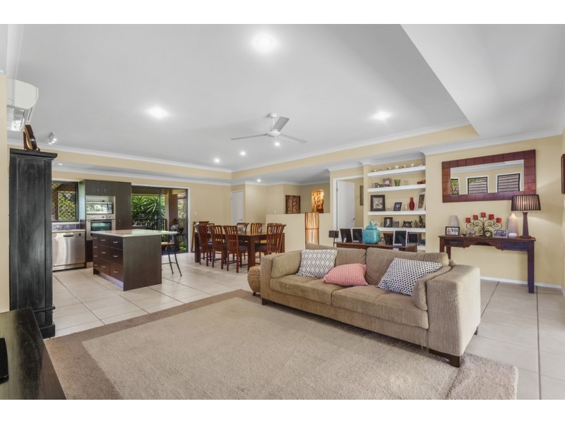 2 Olympic Court, Albany Creek QLD 4035