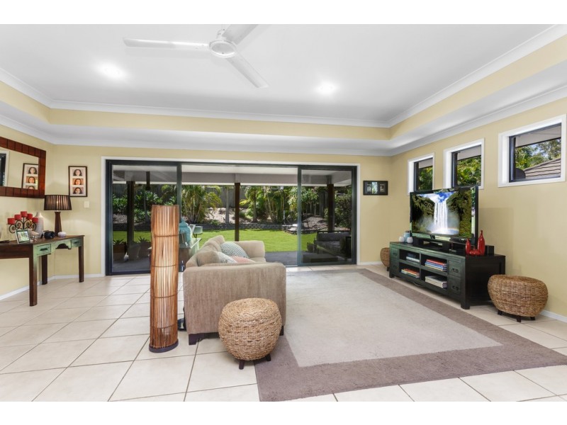2 Olympic Court, Albany Creek QLD 4035