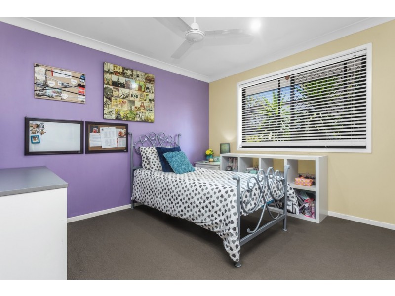 2 Olympic Court, Albany Creek QLD 4035