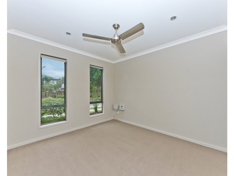 568 Roghan Road, Fitzgibbon QLD 4018