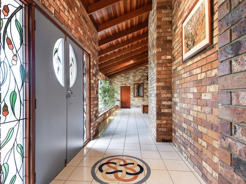 11 Beech Drive, Cashmere QLD 4500