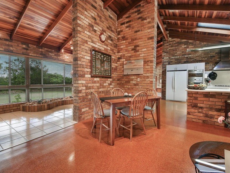 11 Beech Drive, Cashmere QLD 4500