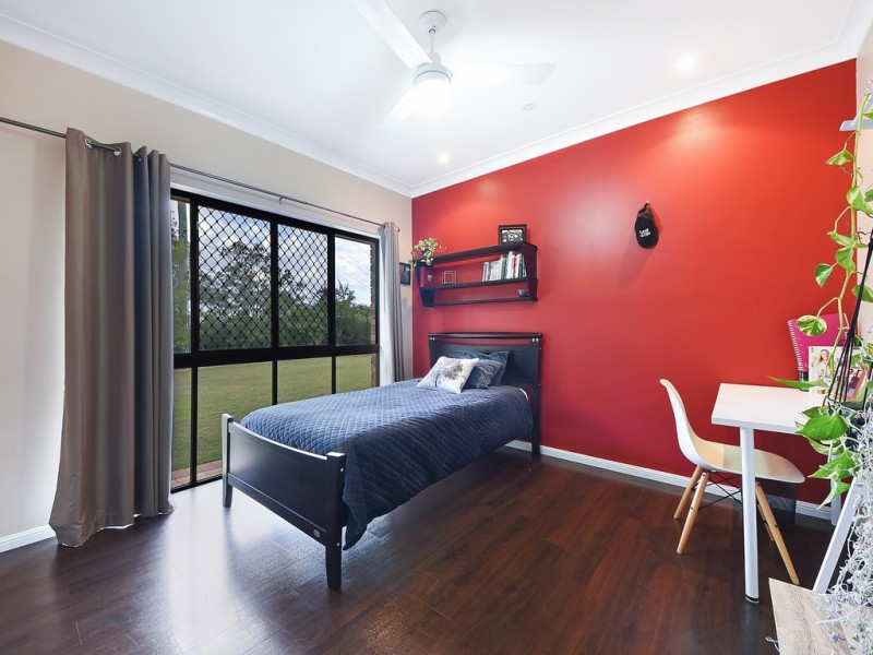 11 Beech Drive, Cashmere QLD 4500