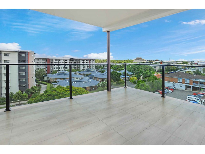 42 Curwen Terrace, Chermside QLD 4032